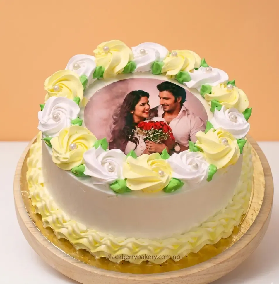 Photo Cake-Yellow Folar Cake
